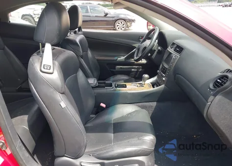 2010 Lexus Is 350C z USA, uszkodzony, nr VIN JTHFE2C27A2503288